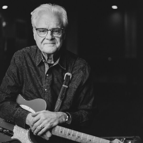 Ricky Skaggs & Kentucky Thunder Branson
