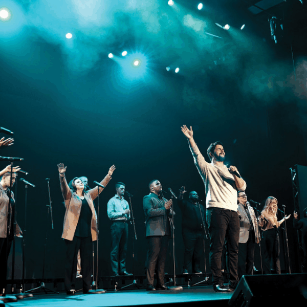 Brooklyn Tabernacle Singers With Pastor Jim Cymbala Branson